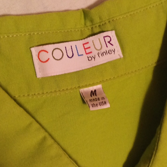 Button down - Picture 2 of 2